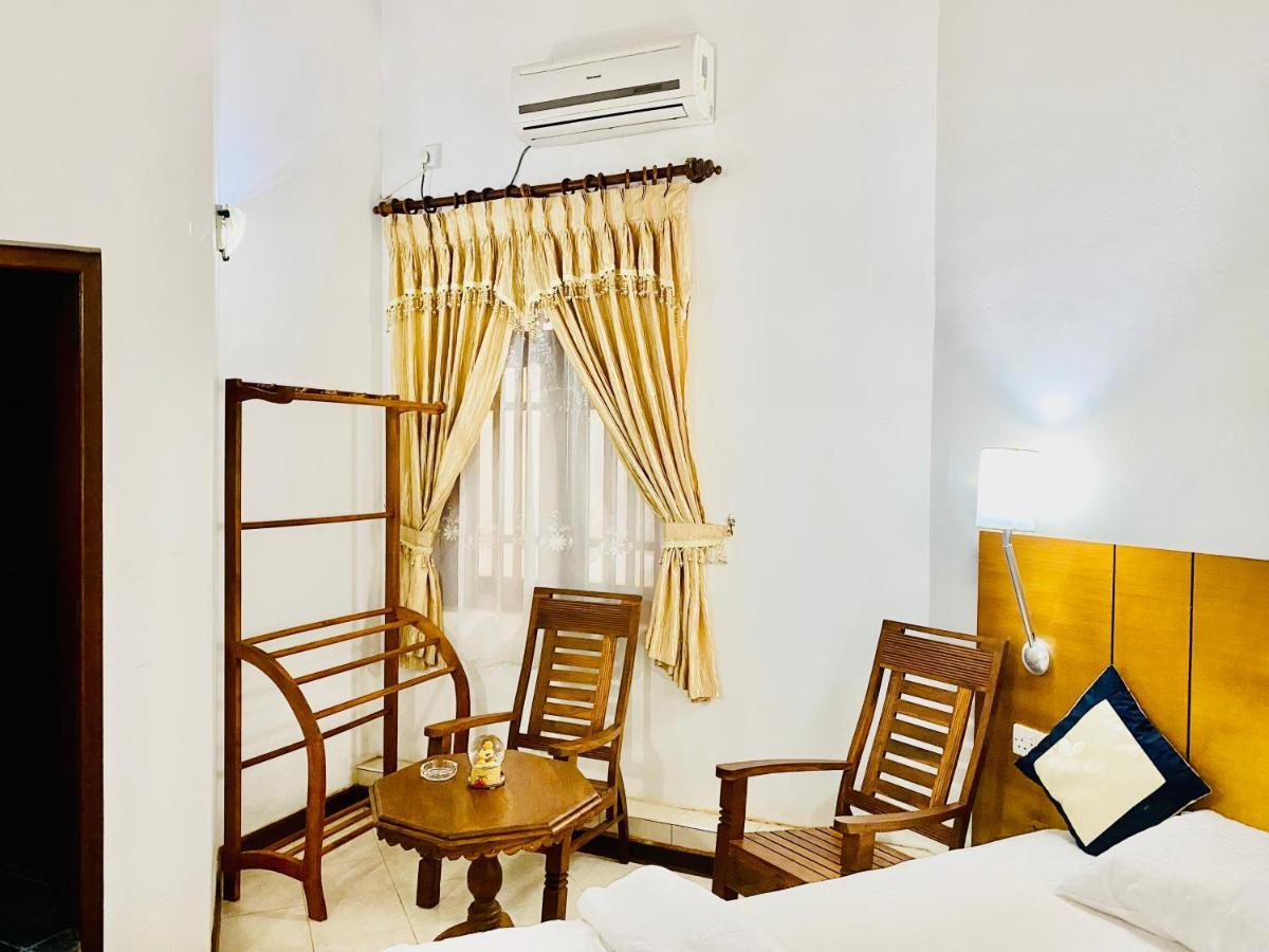 Hikka Paradise Guest House Hikkaduwa Eksteriør billede