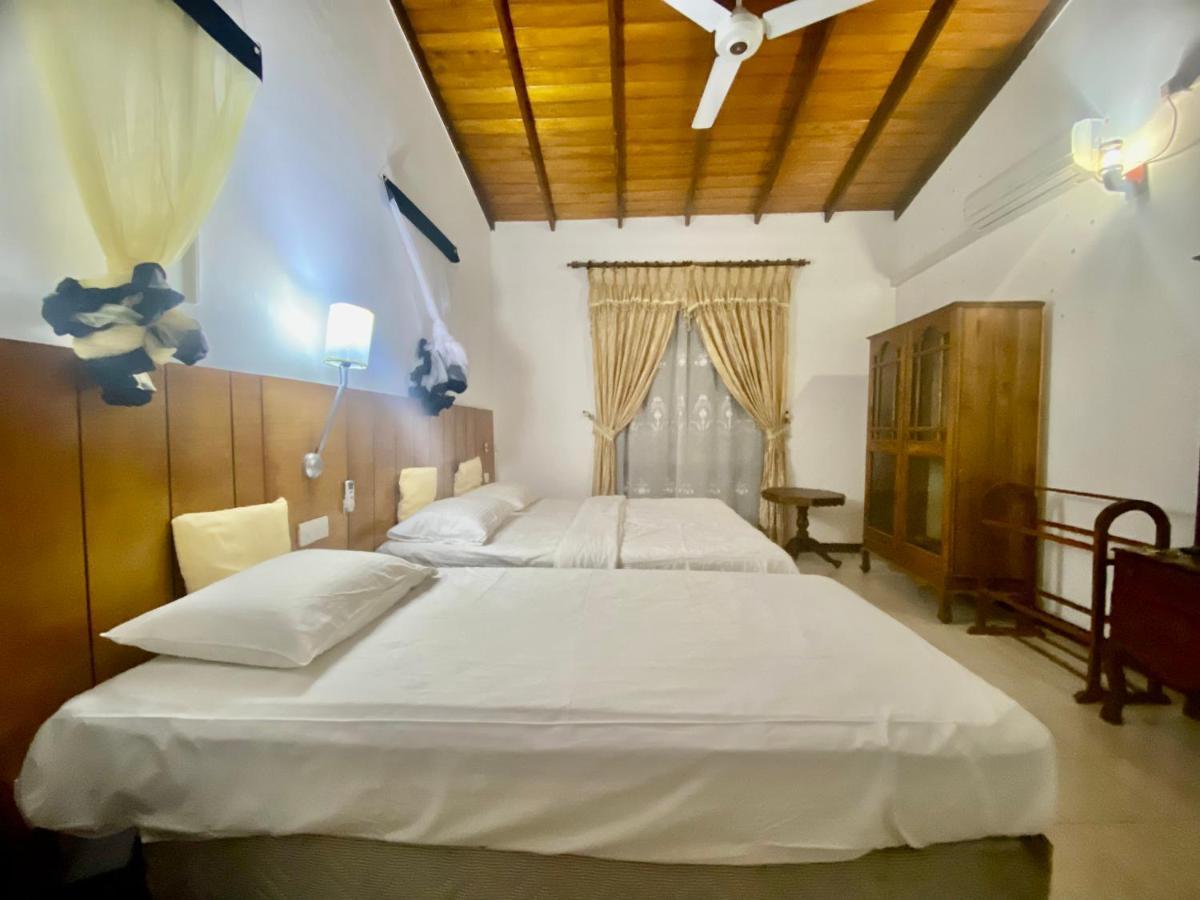 Hikka Paradise Guest House Hikkaduwa Eksteriør billede
